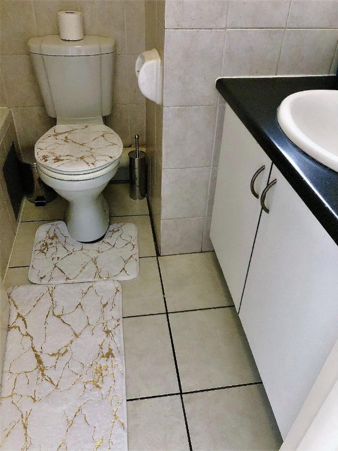 @Menlyn Place, Menlyn Maine, Pretoria - Accommodation Extérieur photo