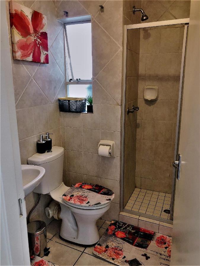 @Menlyn Place, Menlyn Maine, Pretoria - Accommodation Extérieur photo
