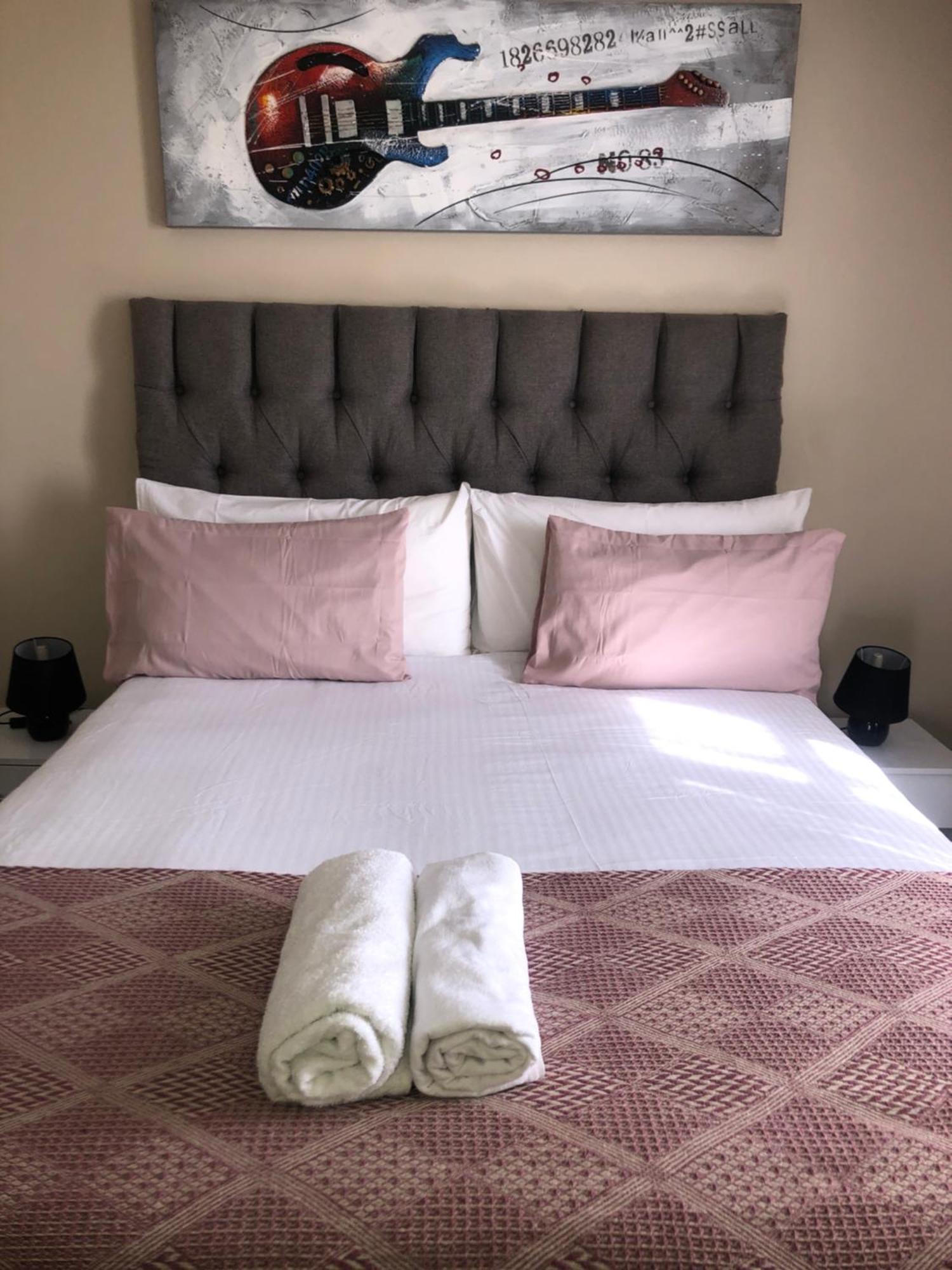 @Menlyn Place, Menlyn Maine, Pretoria - Accommodation Extérieur photo